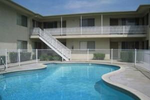 University Court - Photo 2 of 4