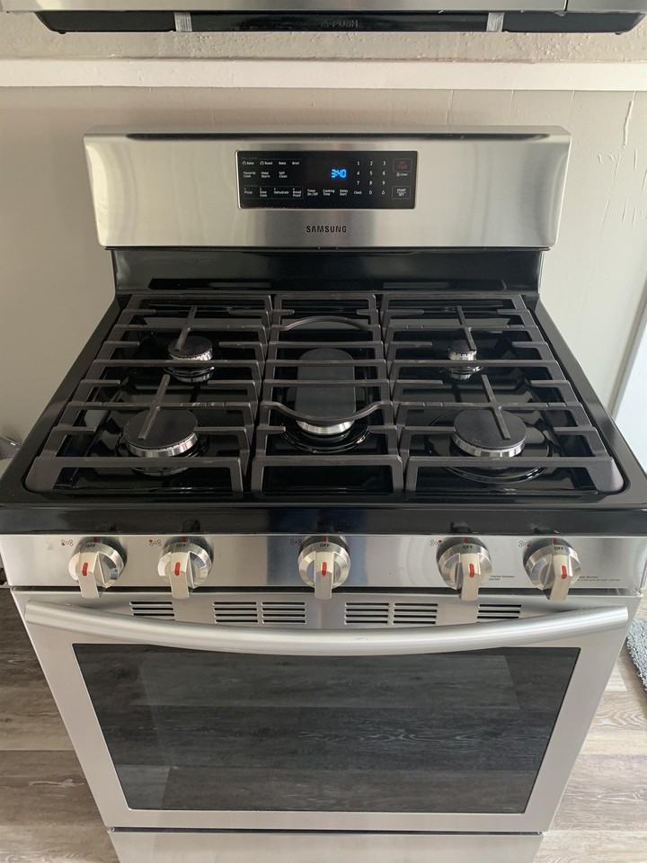 1139 Walden Ave Uppr Front - Photo 4 of 9