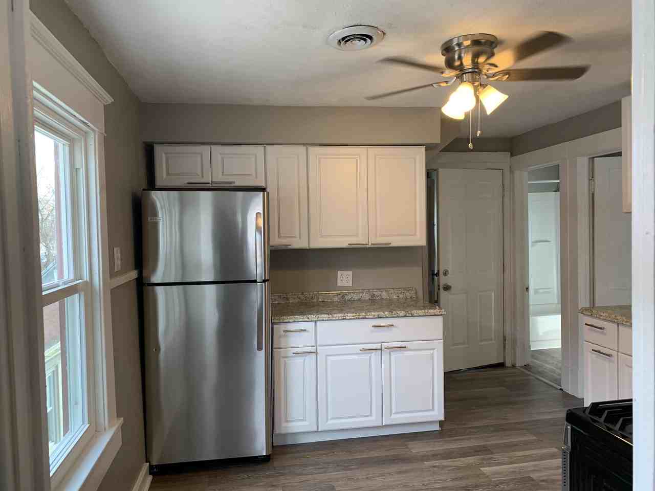 1139 Walden Ave Uppr Front - Photo 6 of 9