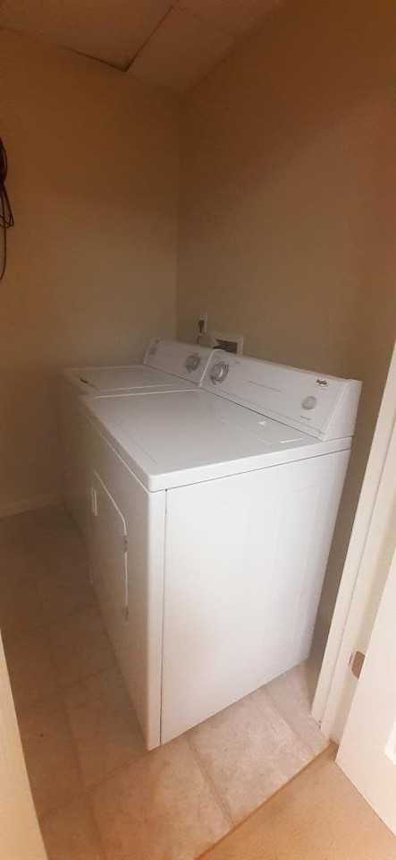 1460 Bergamont St #1 - Photo 3 of 13