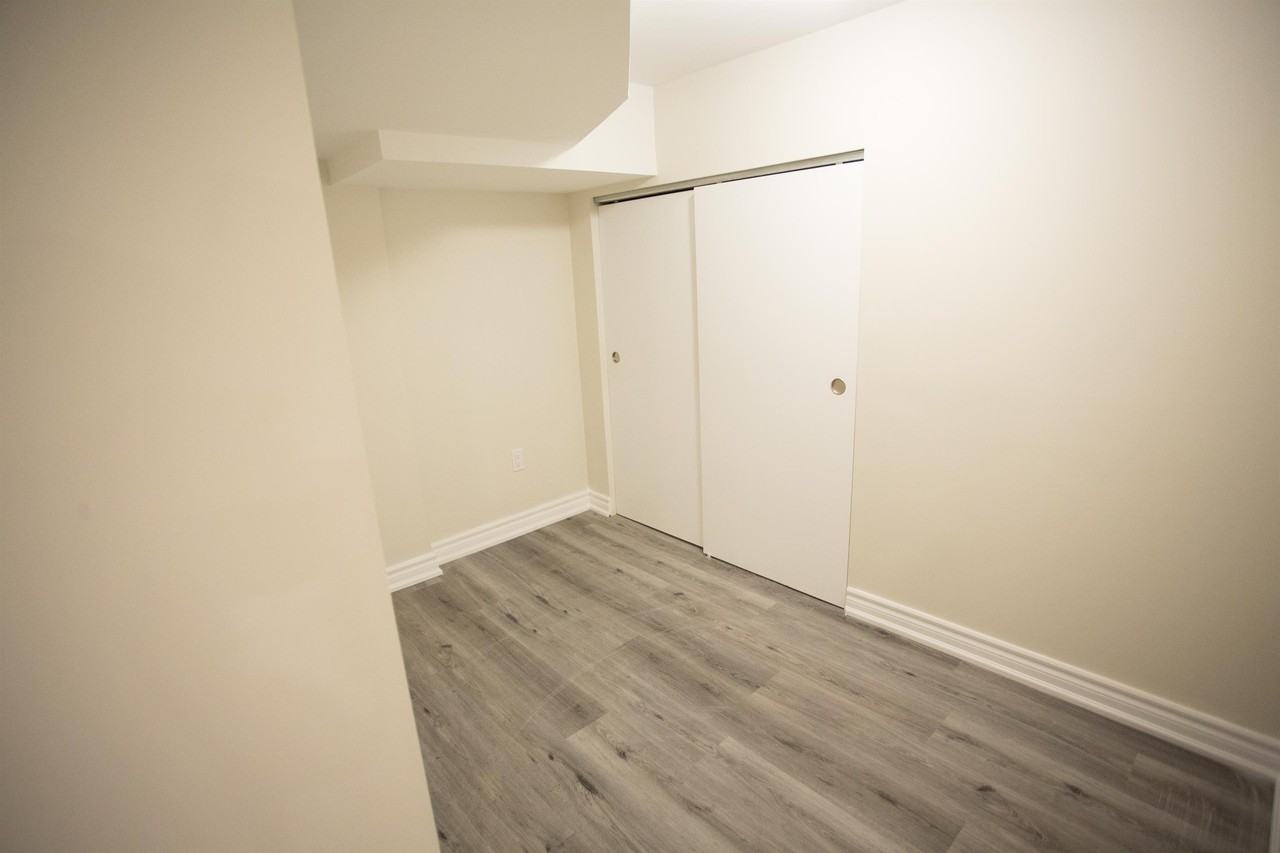 76 Blakemanor Blvd #2 - Photo 6 of 7