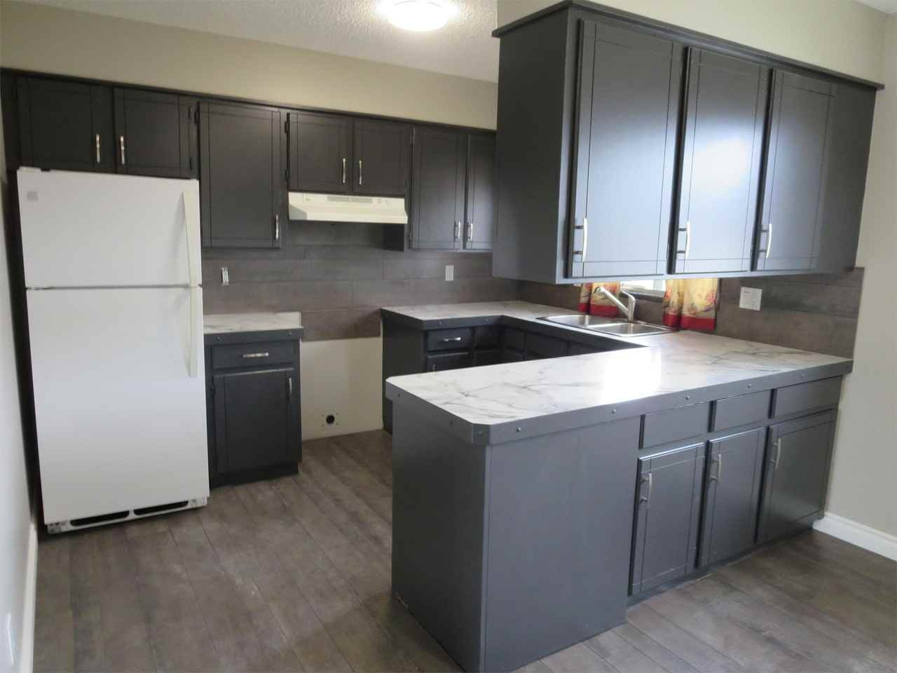 4306 46 St #1 - Photo 3 of 13