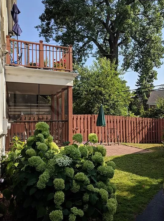 3601 Glencairn Rd Uppr - Photo 7 of 9