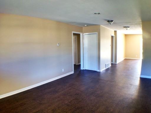 4934 Seabreeze Dr - Photo 2 of 13