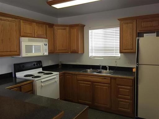 1644 E 27th Pl - Photo 3 of 7