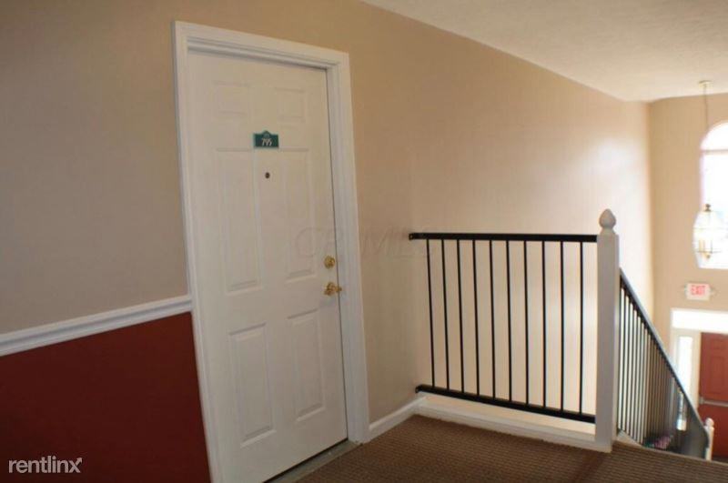 795 Spring Valley Dr - Photo 3 of 25
