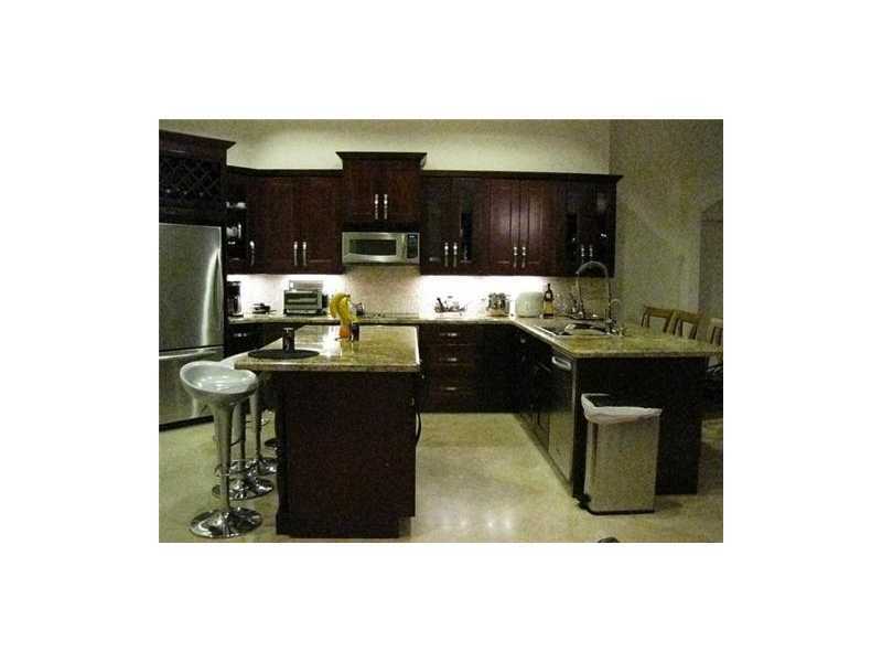 2491 Eagle Run Dr - Photo 3 of 8