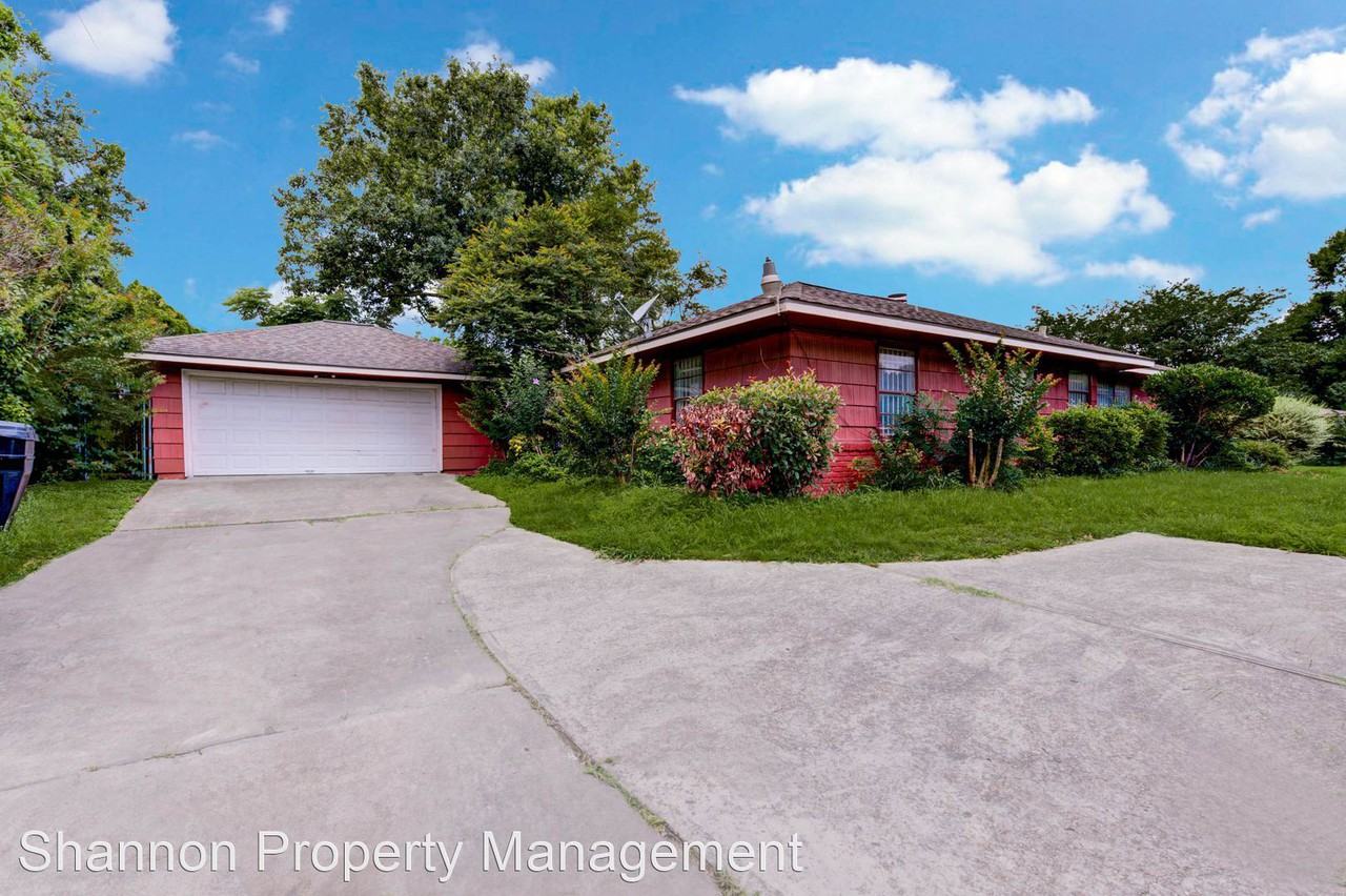 3403 Linkwood Dr - Photo 3 of 11