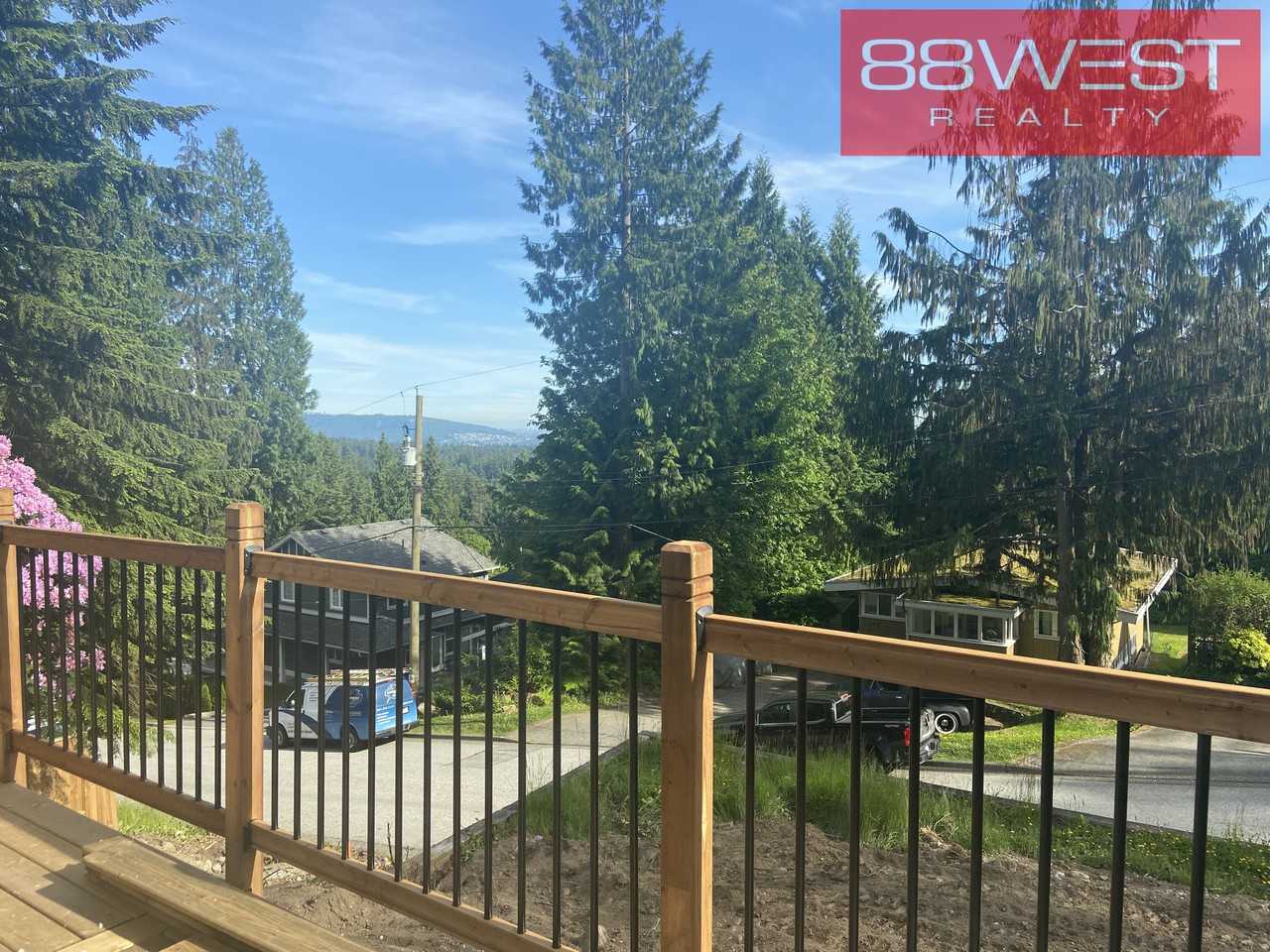 1270 Coleman Street - Photo 5 of 44