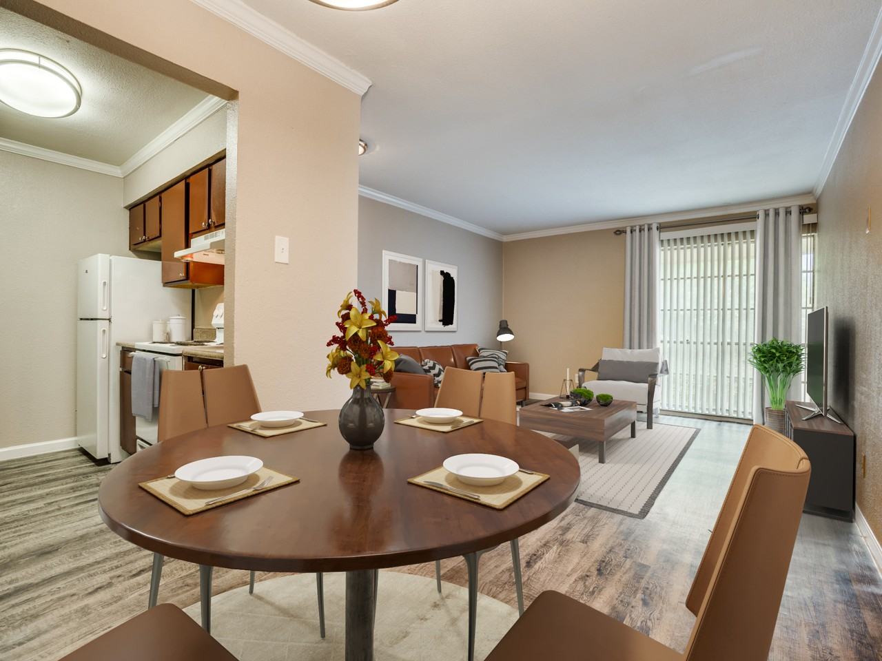 z-081022-Spanish Timbers - Photo 4 of 9