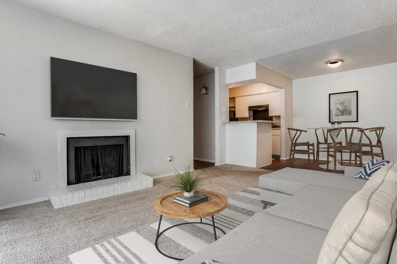 z-060322-Madison Park - Photo 2 of 18