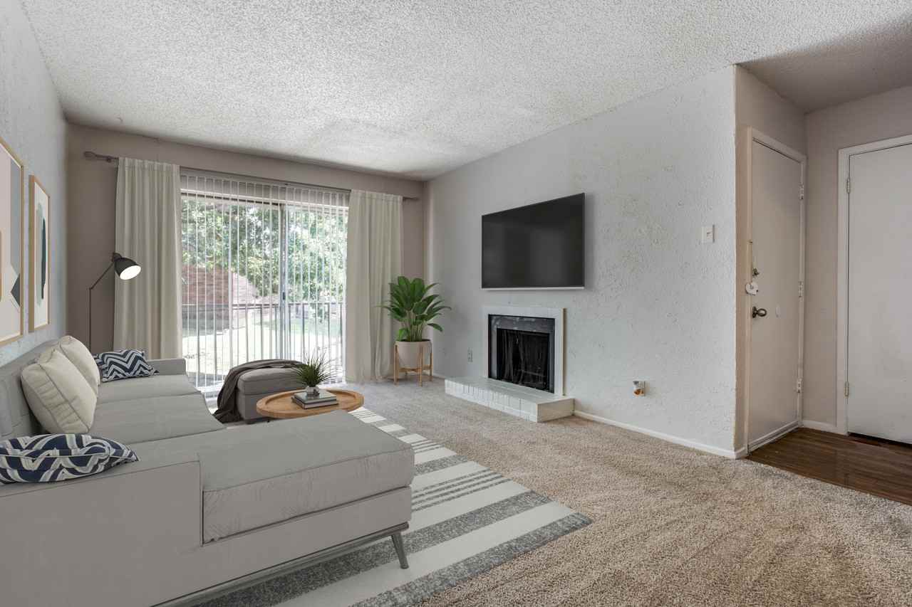 z-060322-Madison Park - Photo 3 of 18