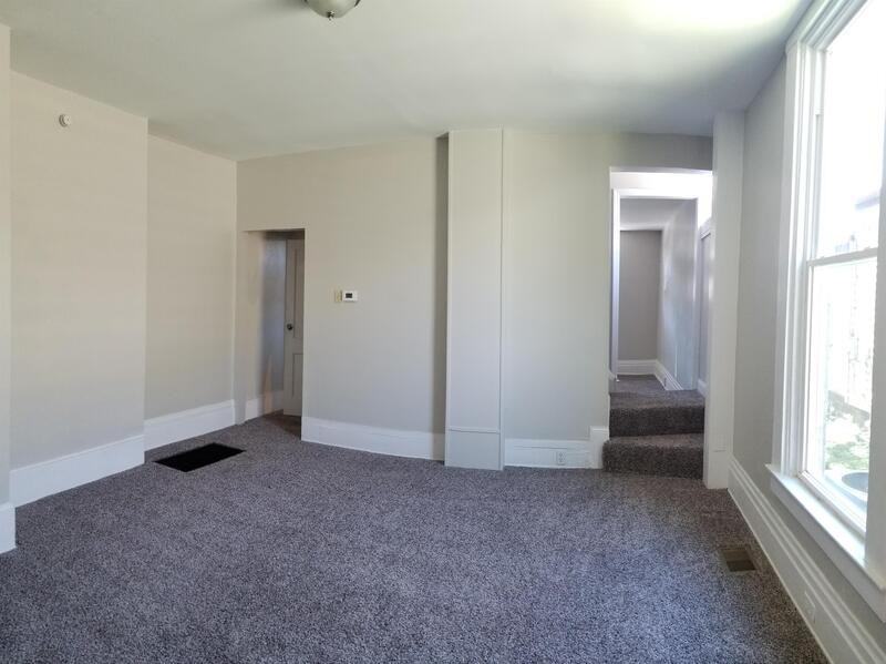 13 W 10th St - Photo 3 of 18