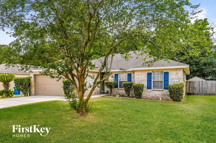 3500 Wentworth Cir W - Photo 2 of 15