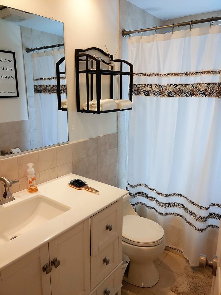 68 Olcott Street - Photo 4 of 9