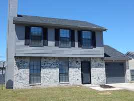 featured image of 1613 Bobby Lee Dr #1