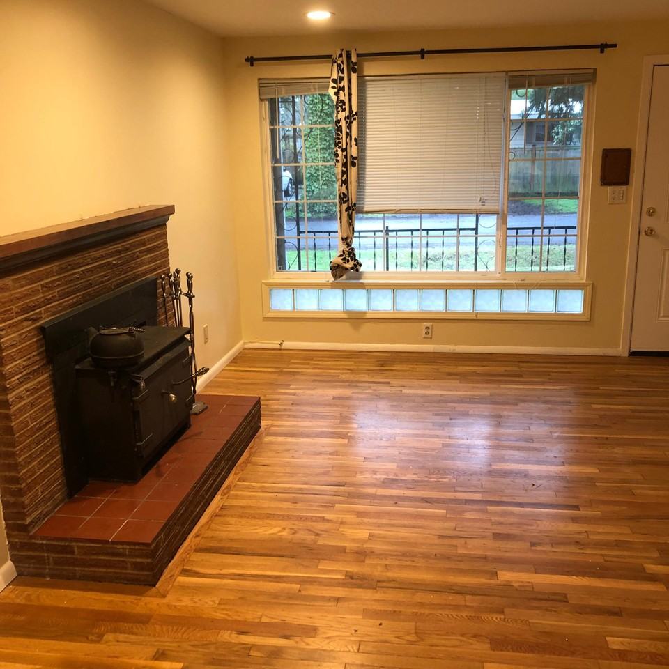 804 Ne 123rd St #1 - Photo 4 of 24