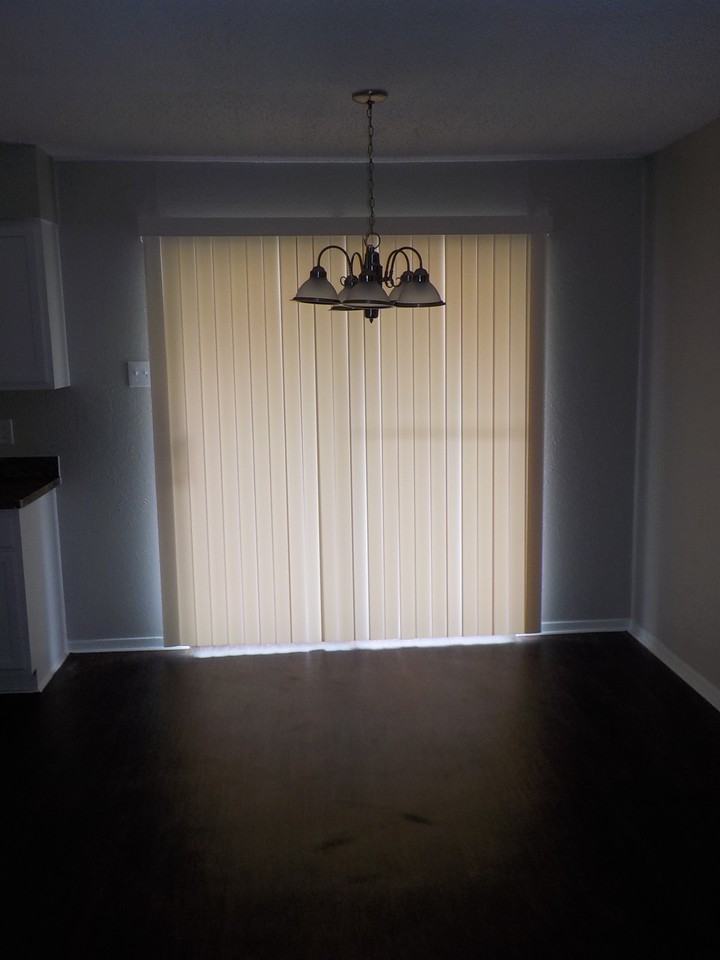 324 Cedar St - Photo 3 of 11