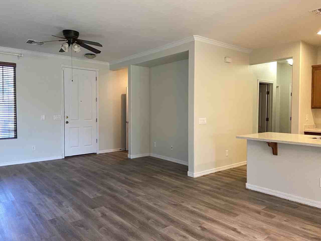 4425 E Los Altos Dr - Photo 3 of 11