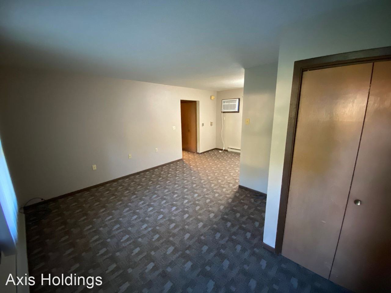 255 5th Street NE - Photo 2 of 7