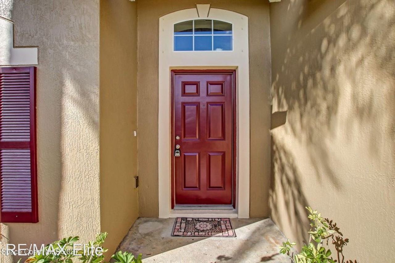 3254 Burdock Ave - Photo 3 of 35