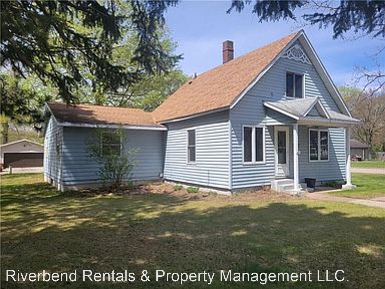 2632 3rd St - Photo 2 of 15