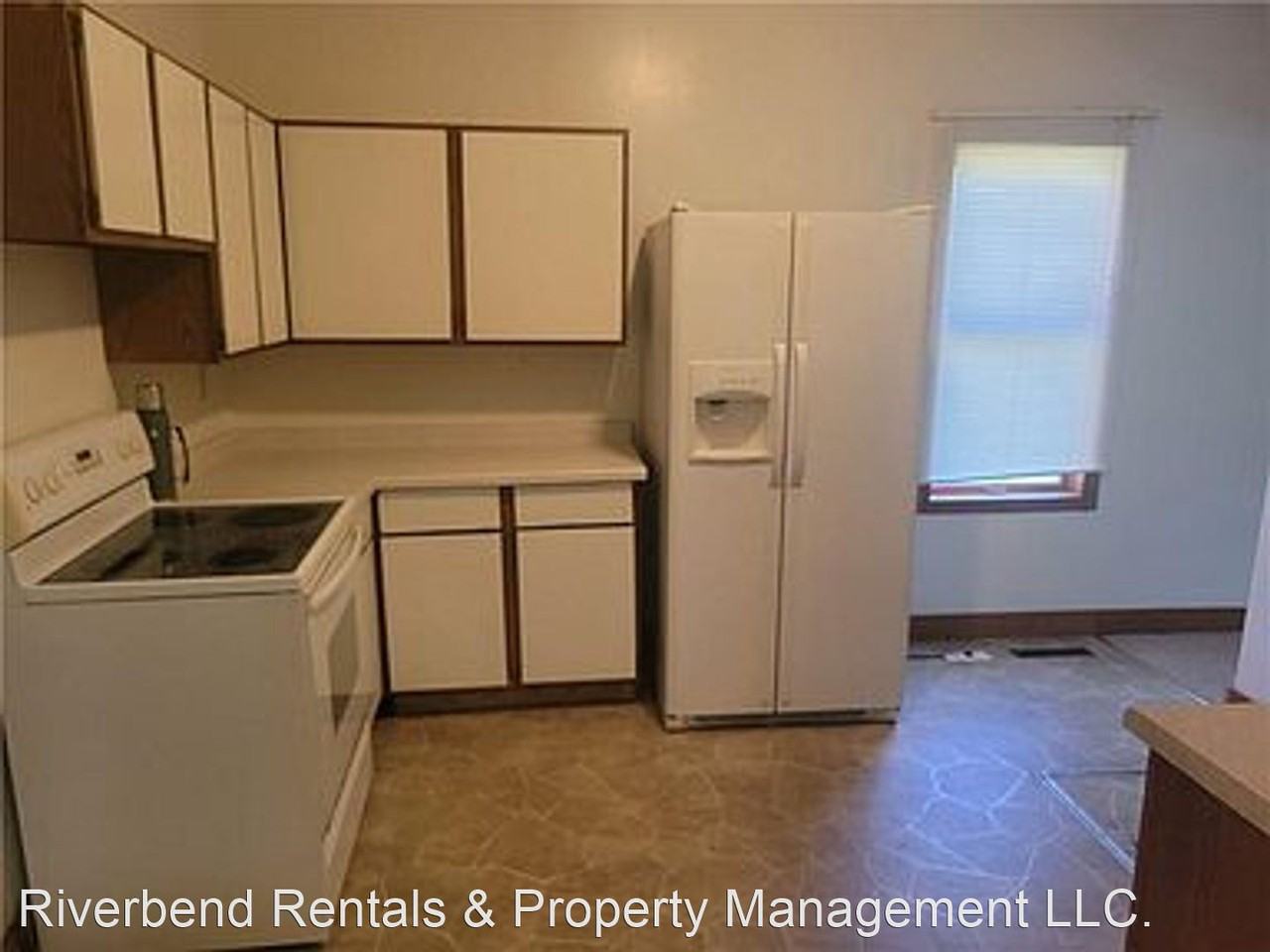 2632 3rd St - Photo 3 of 15