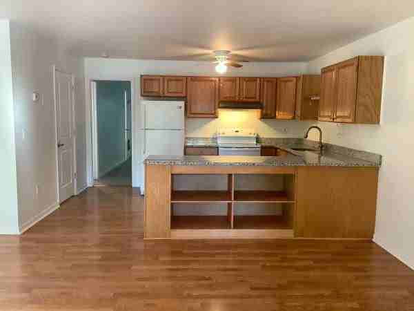 100 South Ave #3 - Photo 3 of 9