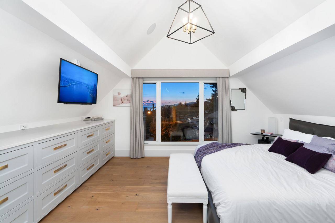 1388 21st Street - Photo 7 of 49