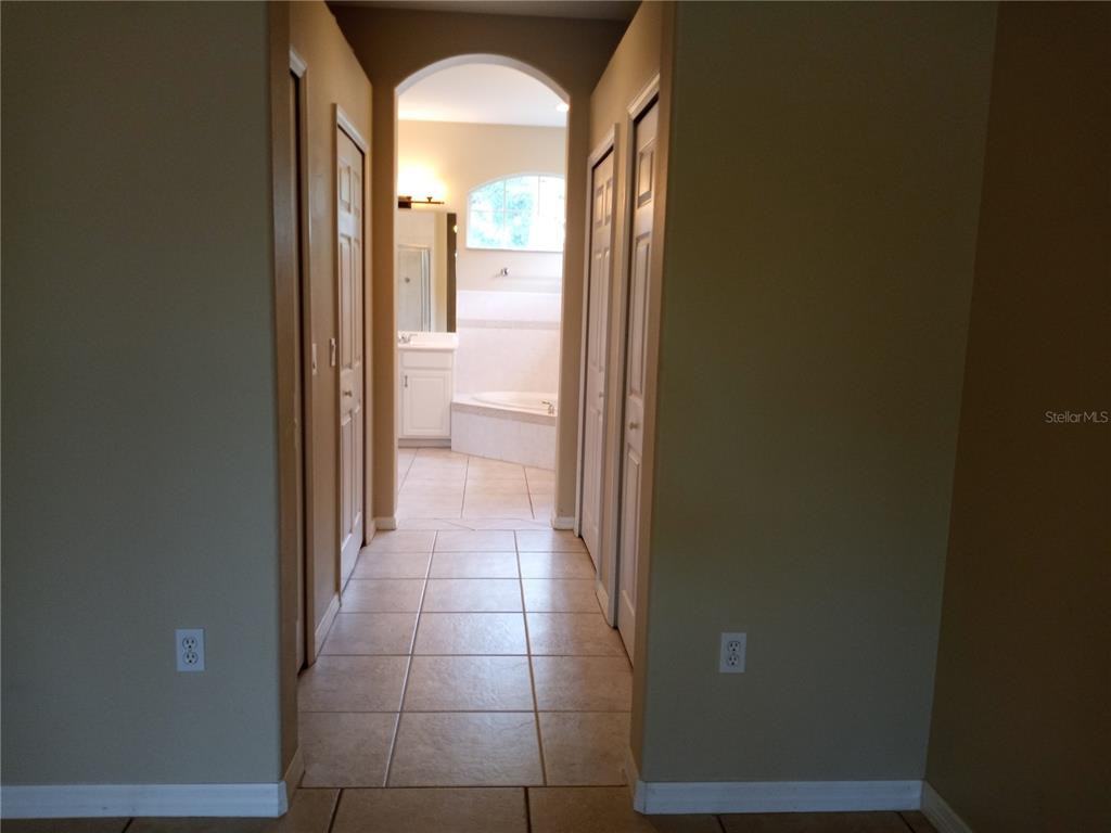 6506 Waters Edge Way - Photo 4 of 14