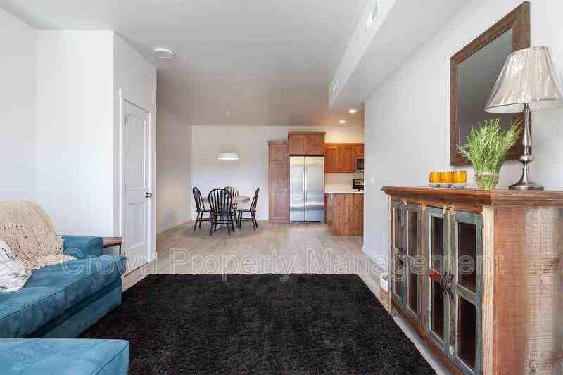 206 Sawyer Ln - Photo 6 of 29