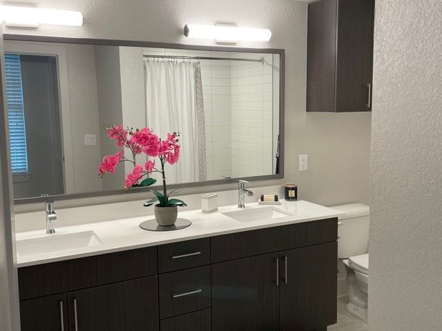 4400 Syracuse - Photo 3 of 6