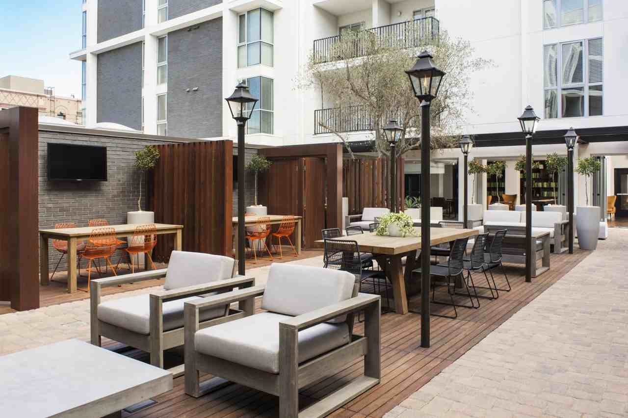 The Fifty Five Fifty - Photo 4 of 20