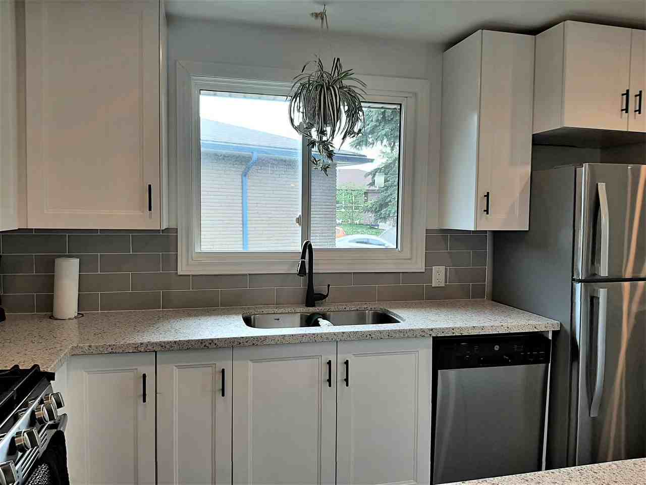 17 Yeoville Court - Photo 2 of 20