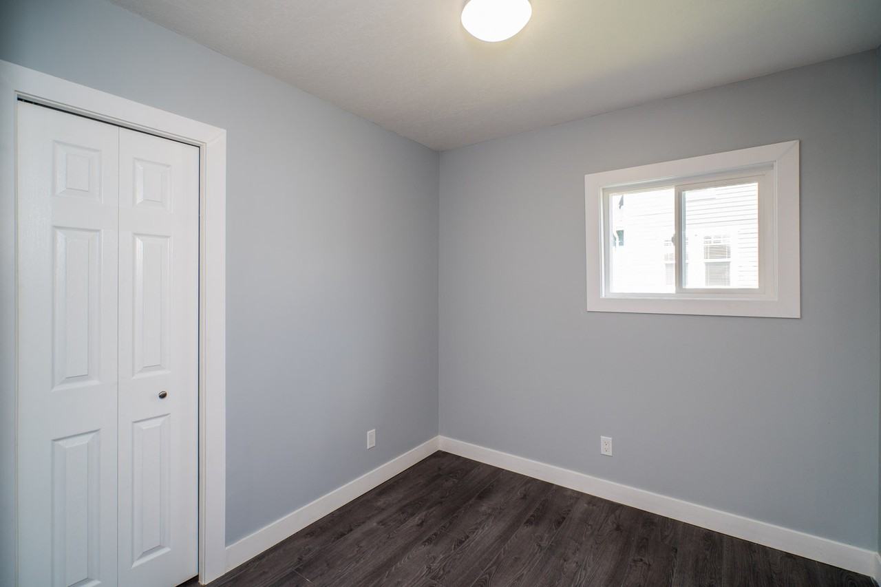 1564 Fir St #1 - Photo 5 of 12