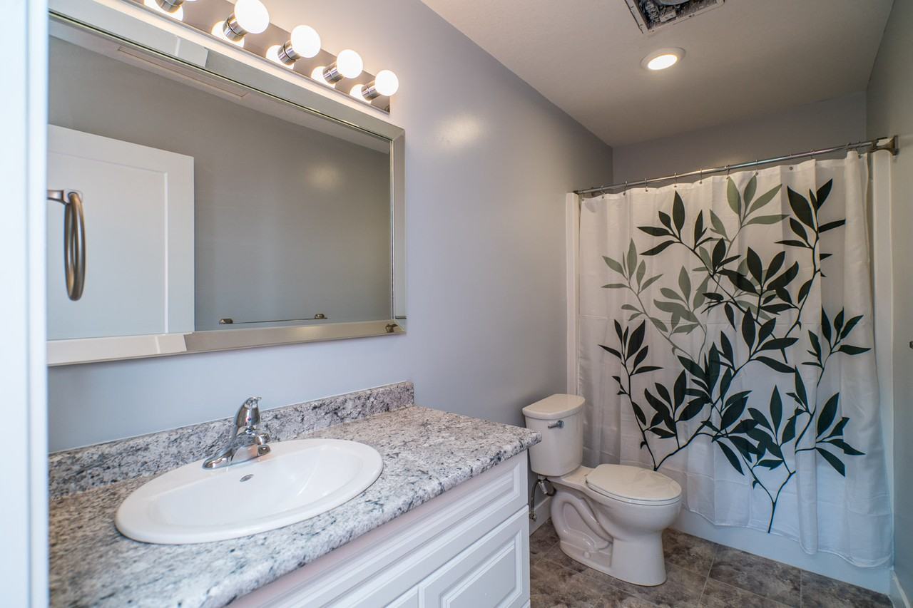 1564 Fir St #1 - Photo 6 of 12