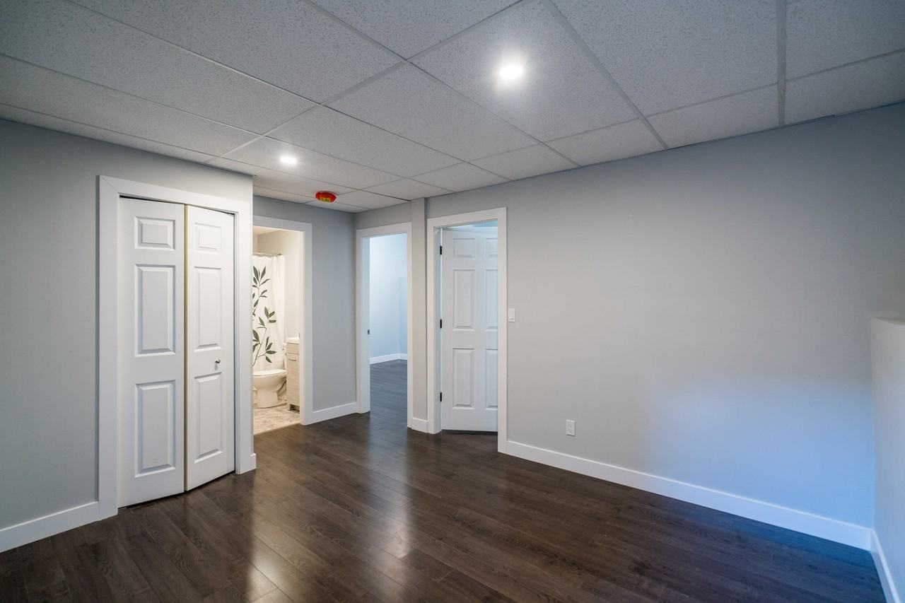 1564 Fir St #1 - Photo 7 of 12