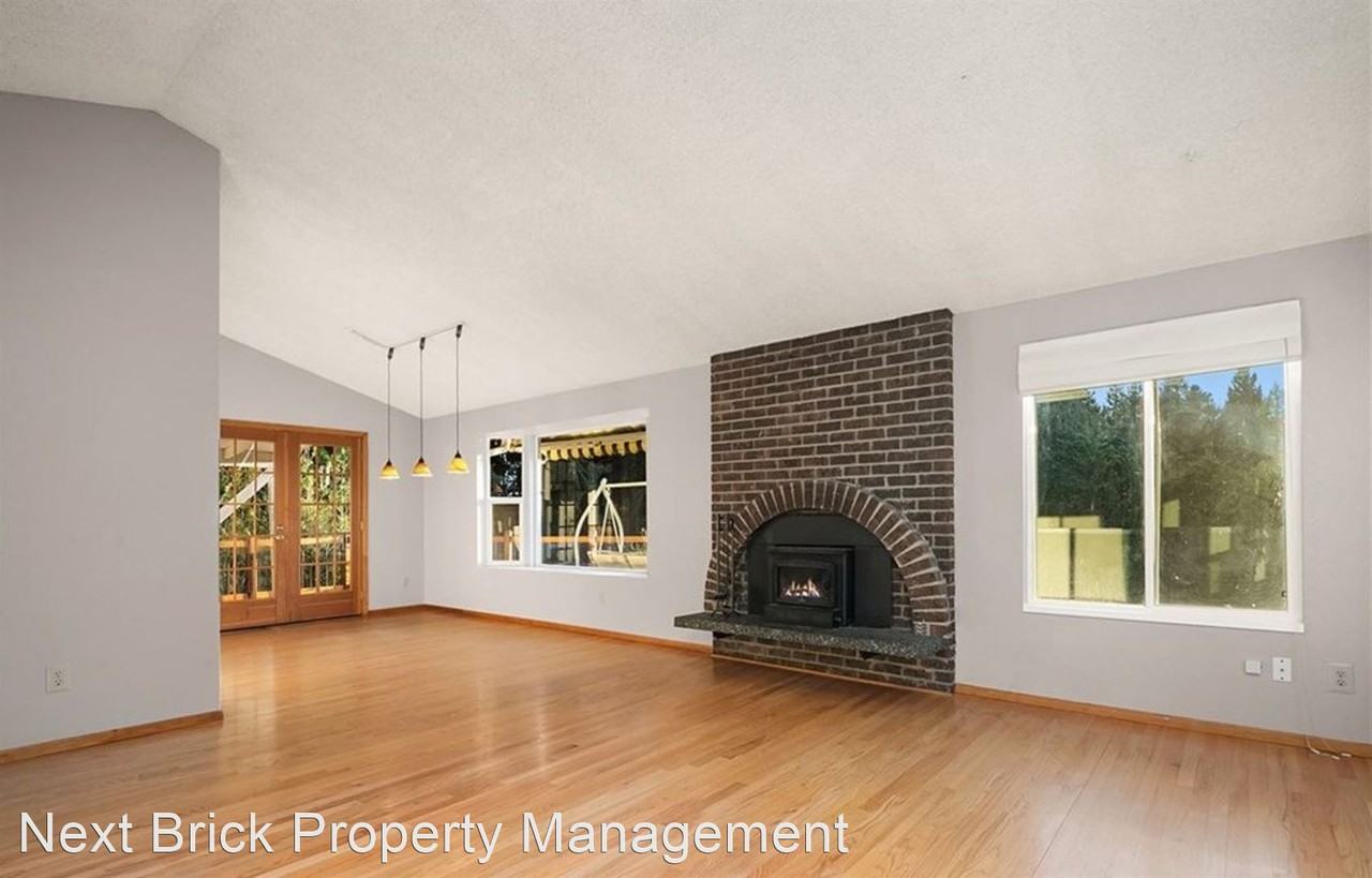 17834 147th Pl Ne - Photo 3 of 19