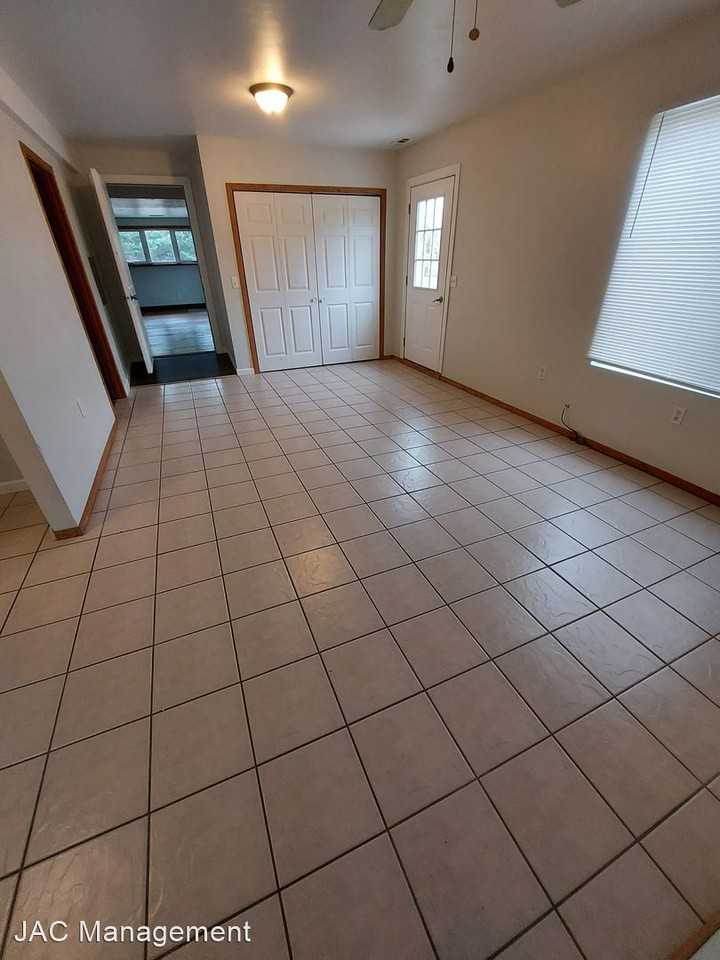 2840 Belle Plane - Photo 2 of 5