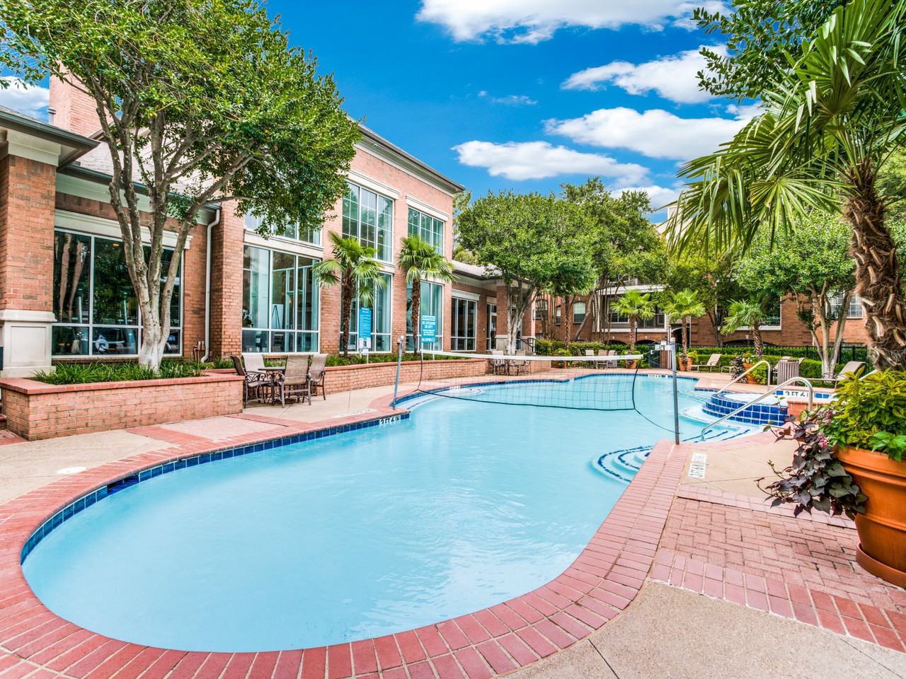 Churchill on the Park - Photo 3 of 20