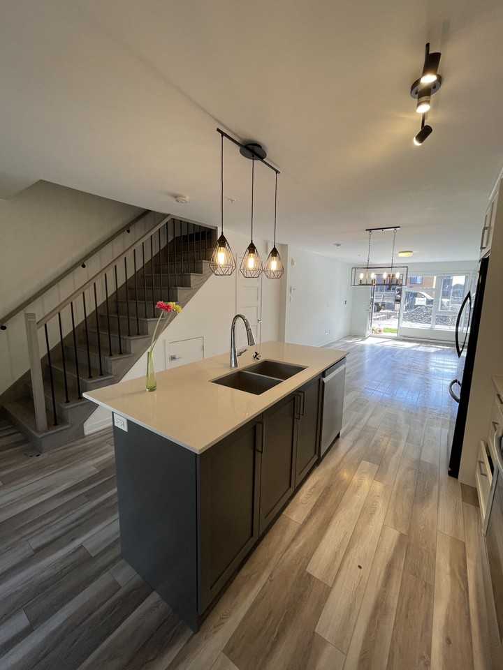 5505 Rue de Châteauneuf - Photo 3 of 10