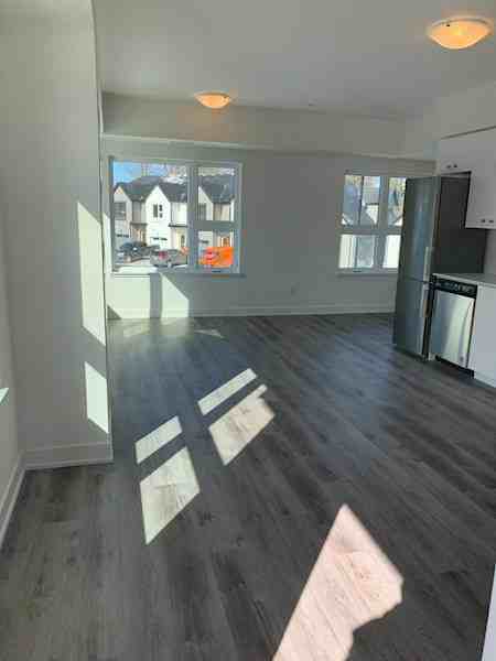 110 Fergus Modern 1 Bedroom Plus Den Corner Unit Apartments 110 202