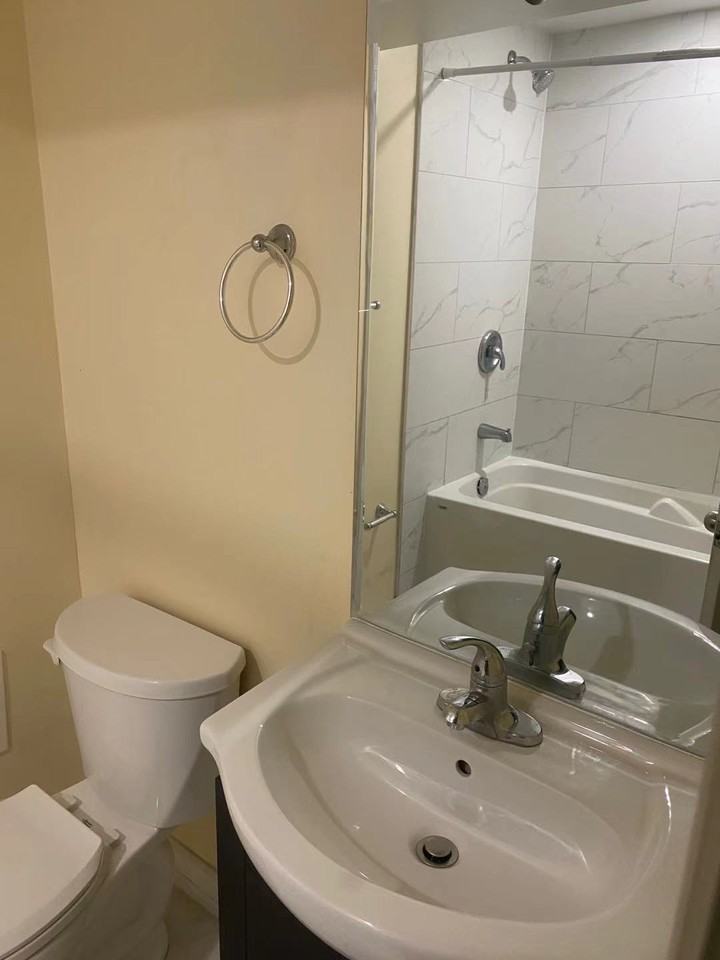 1034 White Clover Way - Photo 3 of 4