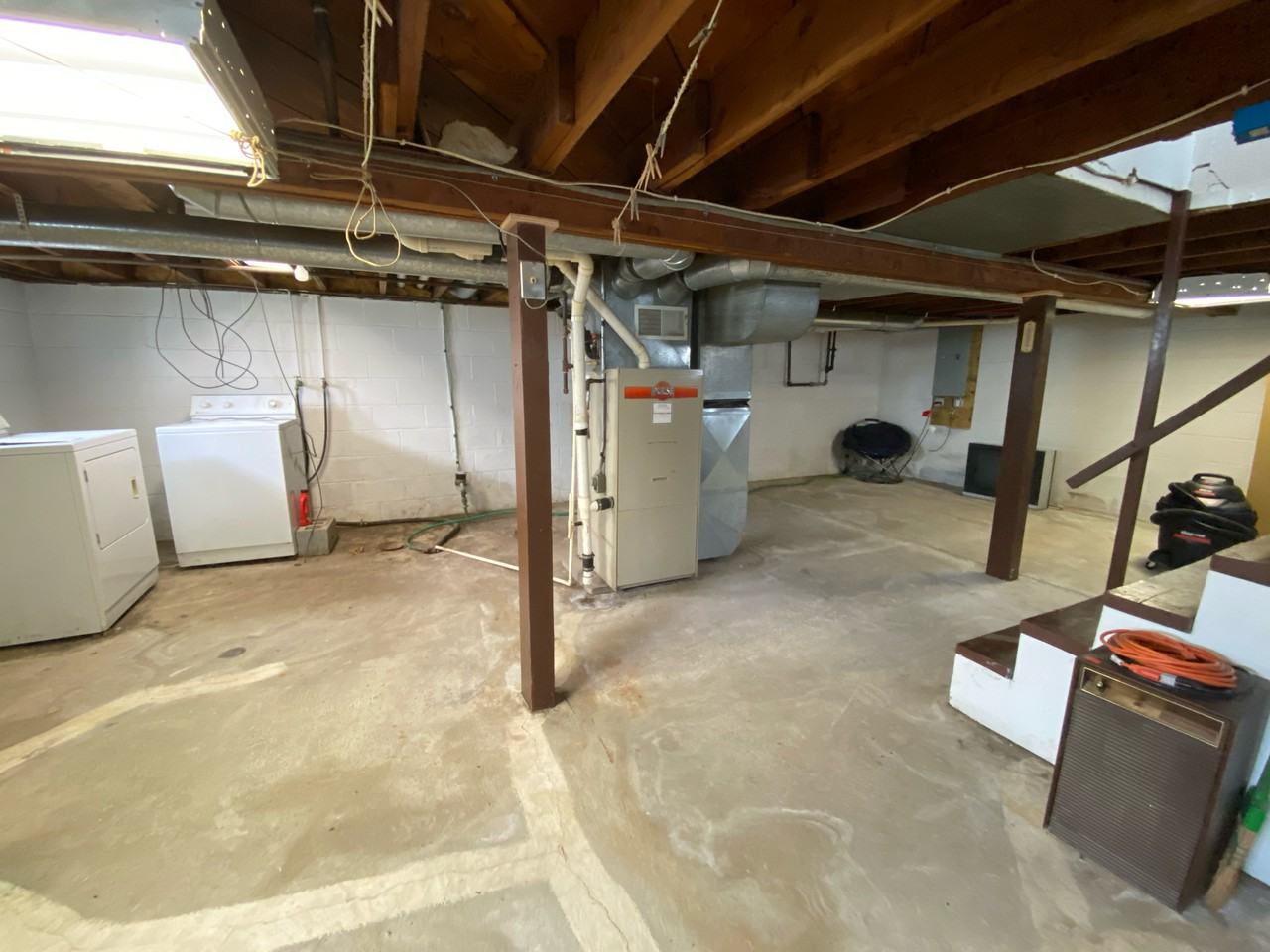 900 4th Ave Ne #1 - Photo 7 of 8