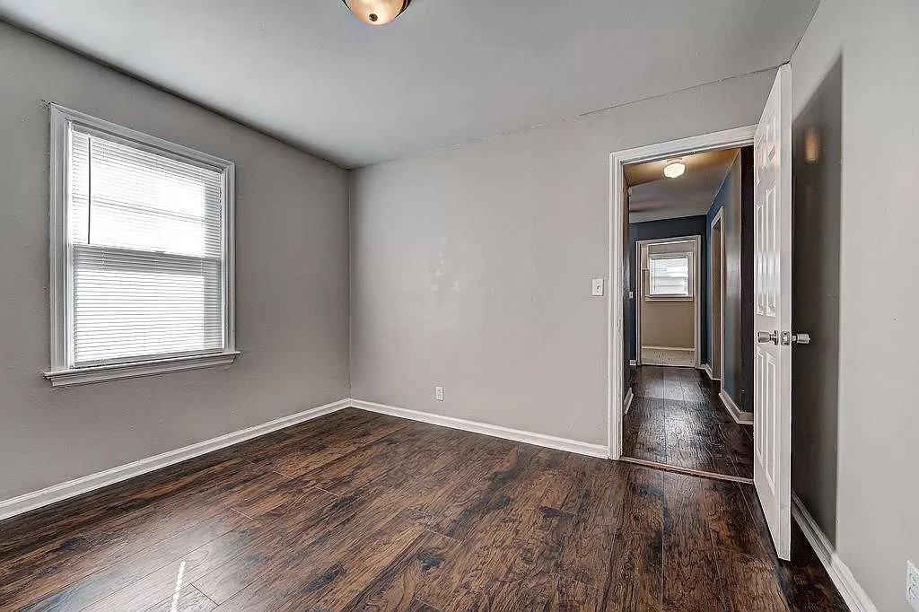 416 Elm St #1 - Photo 7 of 12