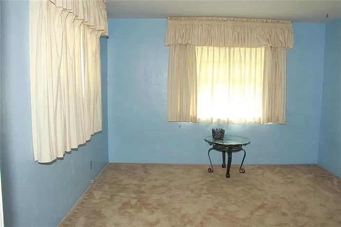 1903 Virginia St Ne #1 - Photo 2 of 10