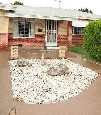 1903 Virginia St Ne #1 - Photo 3 of 10