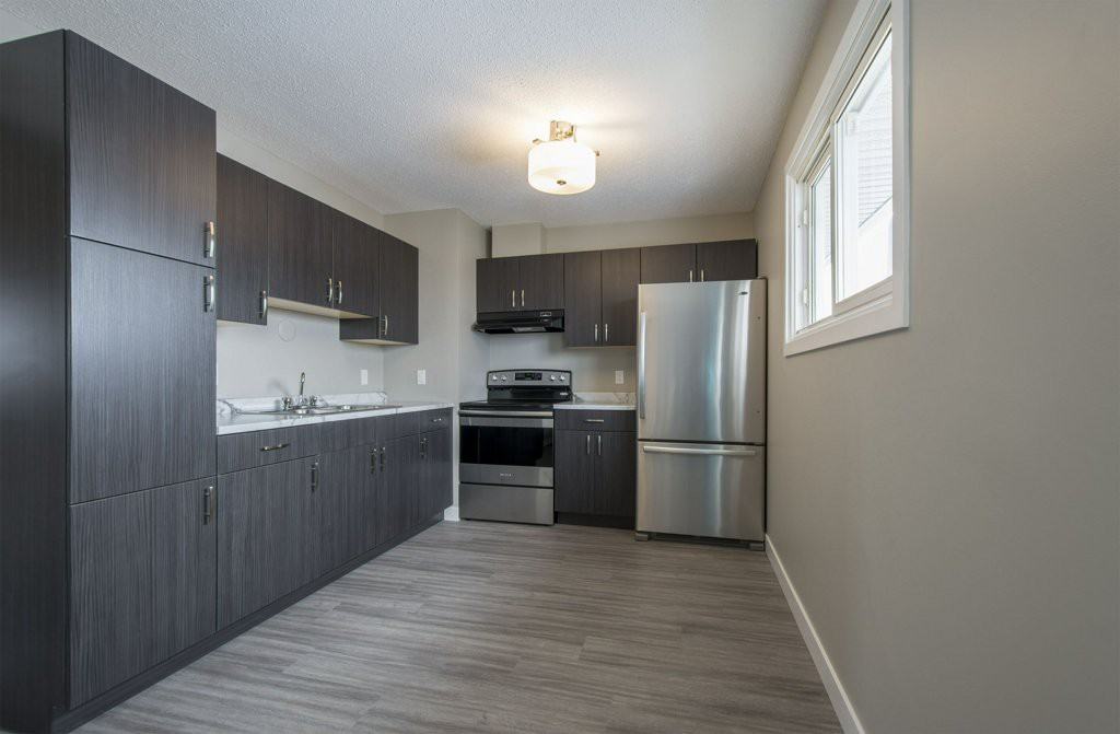 9314A 108 Ave - Photo 7 of 9