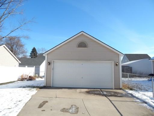 19390 Delaware - Photo 3 of 20