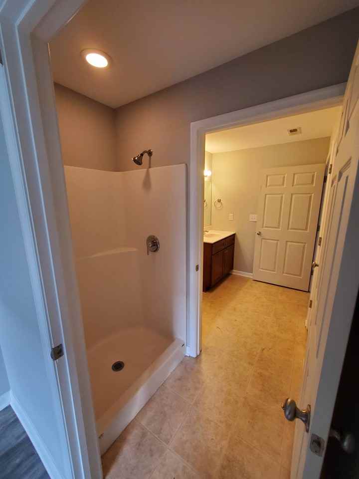 10 Paige Dr #1 - Photo 4 of 8